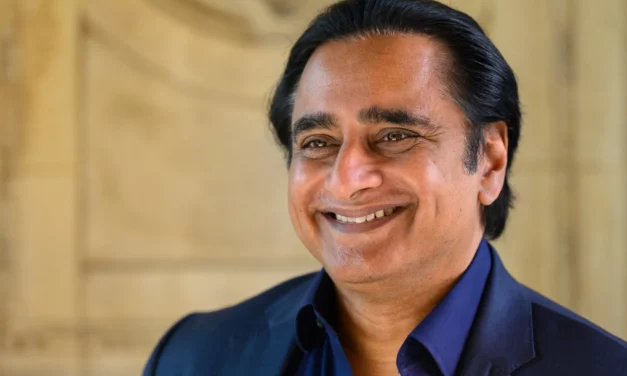 Allt om: Sanjeev Bhaskar