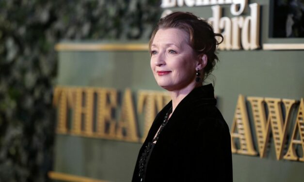 Allt om: Lesley Manville