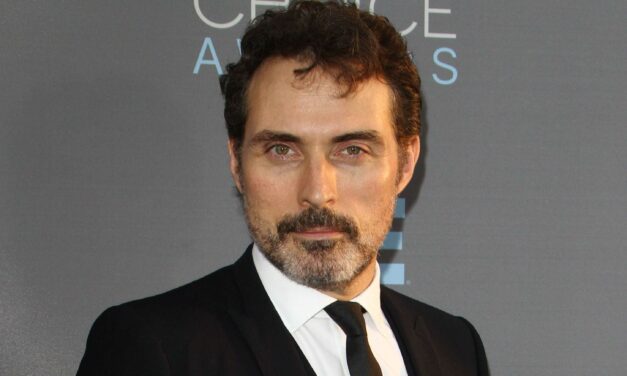 Allt om: Rufus Sewell